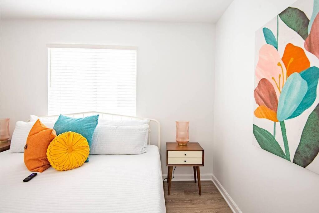 Apartment Vulcan's Hideout / Cozy King Bed / A1 *